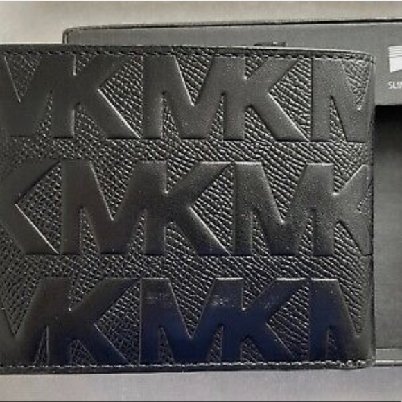 SOLD-Michael Kors Mens Andy - Picture 2 of 4